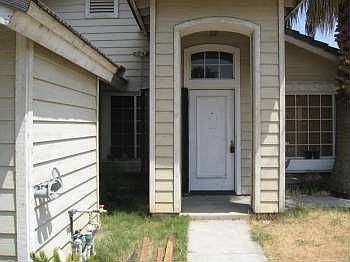 2nd image of 1420 N Orange St
