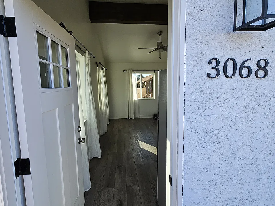 3068 K St
