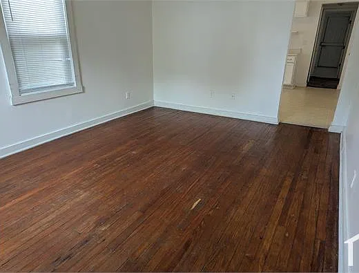 721 Roselane St — Photo 2