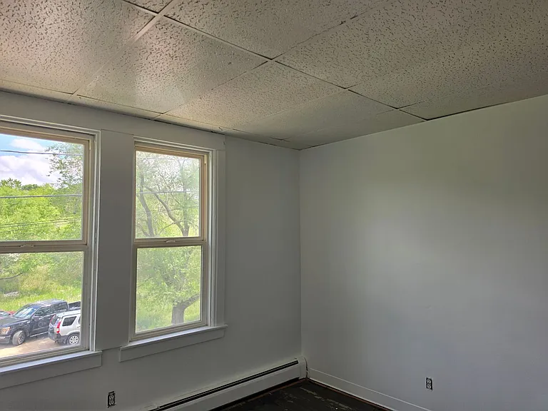 625 Maple Street — Photo 9