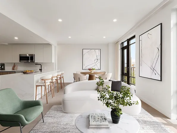 20-08 Steinway St #308, Astoria, NY 11105