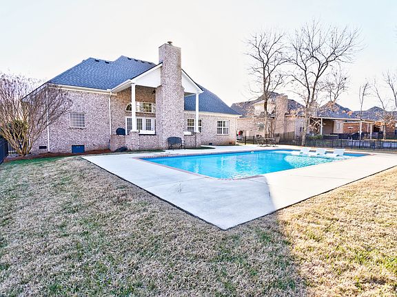 3rd image of 5408 Cliffstone Dr