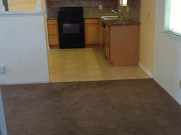 4th image of 6921 Peck Dr