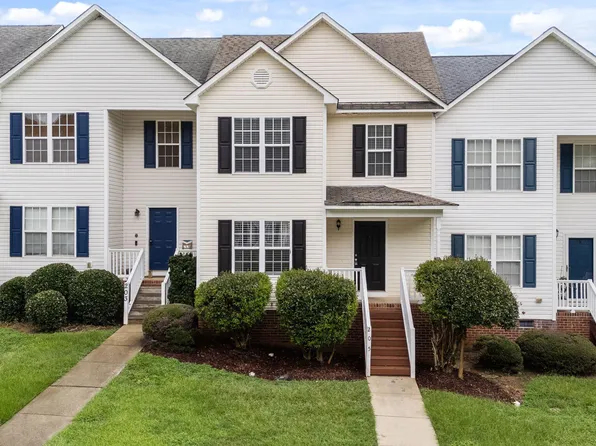 205 Green Park, Clayton, NC 27520