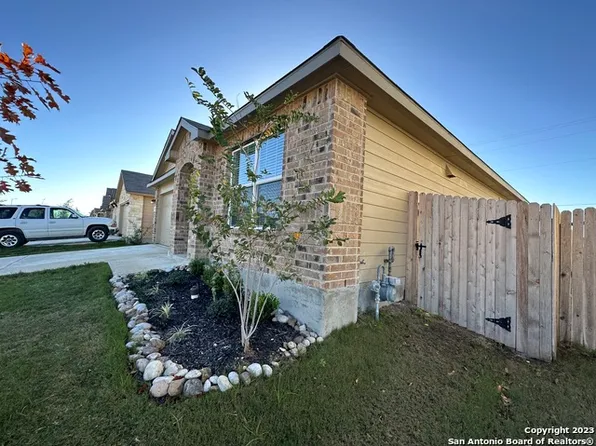 13310 Whisper Bnd, San Antonio, TX 78252