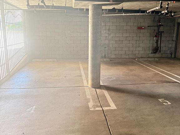 3rd image of 77 N Michigan Ave APT 3