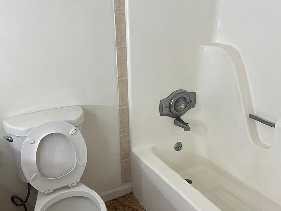 5th image of 502 Village Dr #502