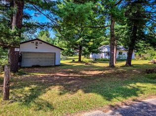 2098 Timber Ln, Harrison, MI 48625