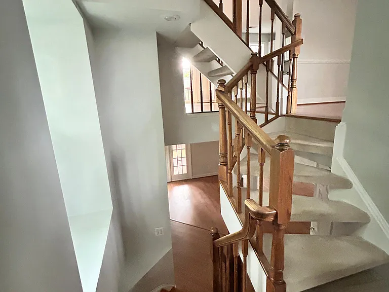 8021 Merry Oaks Ct — Photo 48
