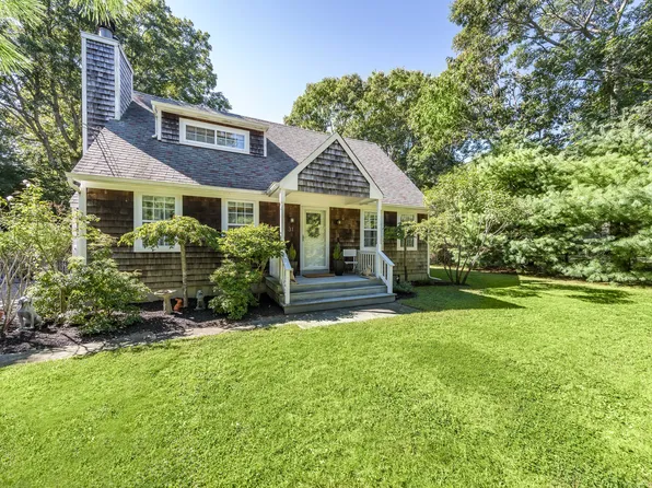 31 Harbor Ave, Sag Harbor, NY 11963