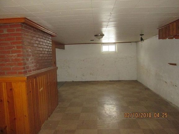 3rd image of 2607 Brady St