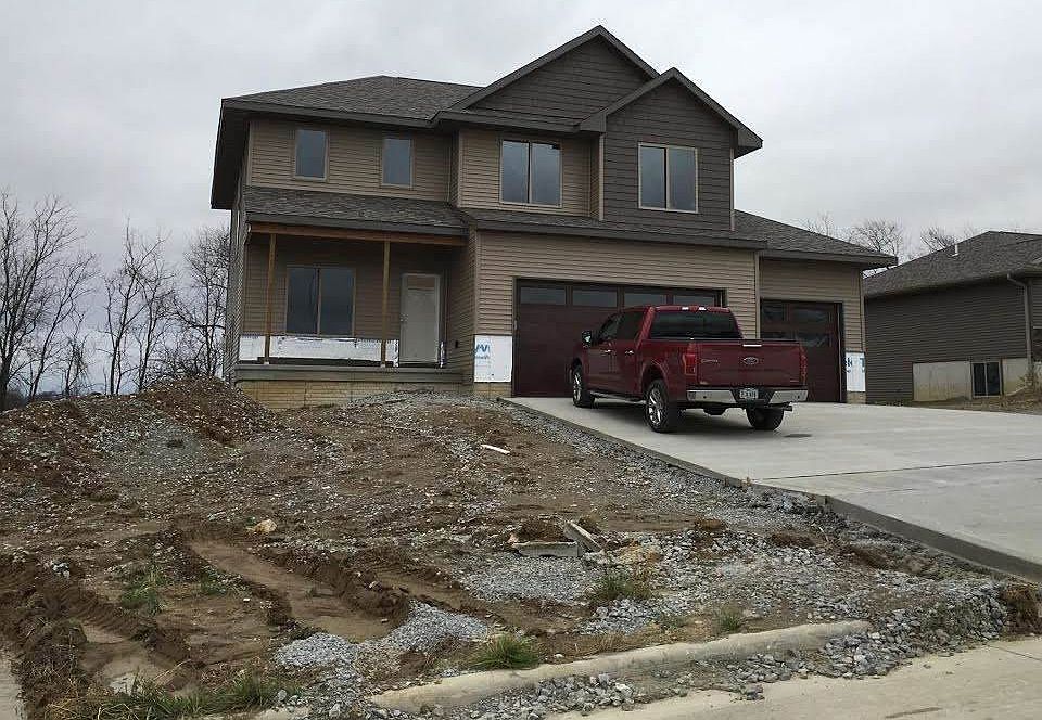 1st image of 402 Dogwood Ln
