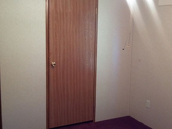 Second bed room with big closet