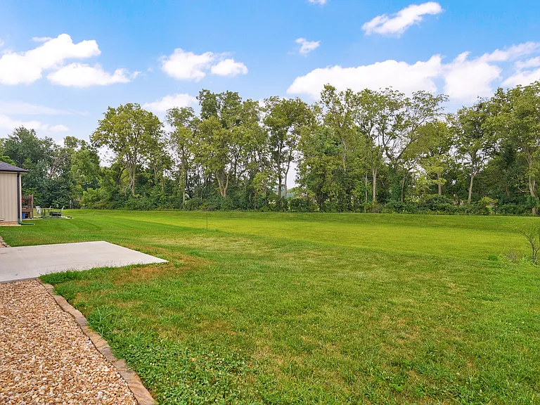 1338 S Tanner Dr — Photo 10