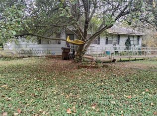 12175 Lee Ln NE, Palmyra, IN 47164