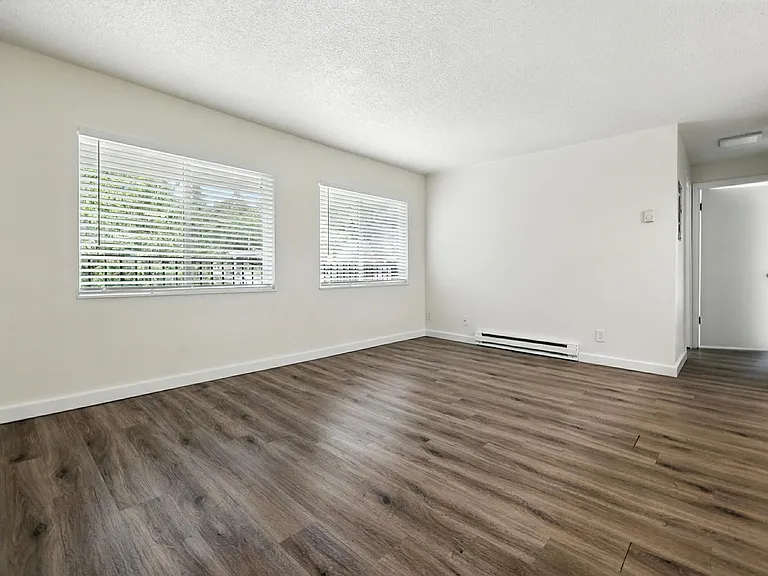 51 Hayes Pl SW — Photo 11