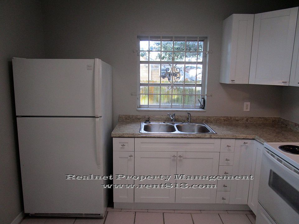 2nd image of 2426 E Dr Martin Luther King Jr Blvd