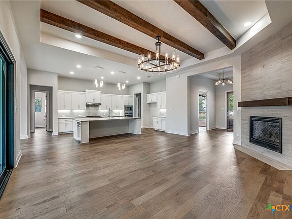 5th image of 132 Raptor Beak Way