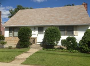 23-27 128th St, College Point, NY 11356
