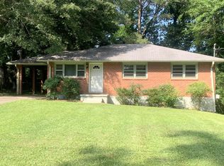 2676 Woodridge Dr, Decatur, GA 30033
