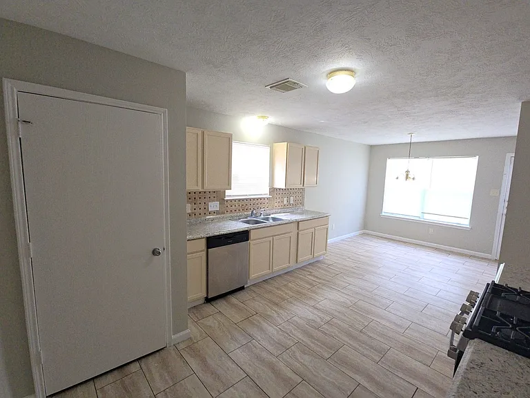 21802 Westfield Ridge Dr — Photo 21