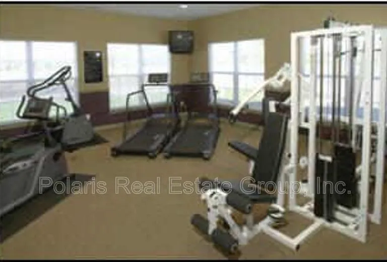 2215 Colfax Ln — Photo 22