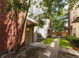 5165 Etta St #8-B, Baton Rouge, LA 70820