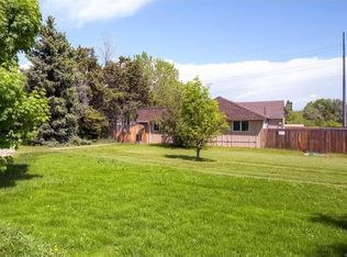 9805 W 9th Ave, Lakewood, CO 80215