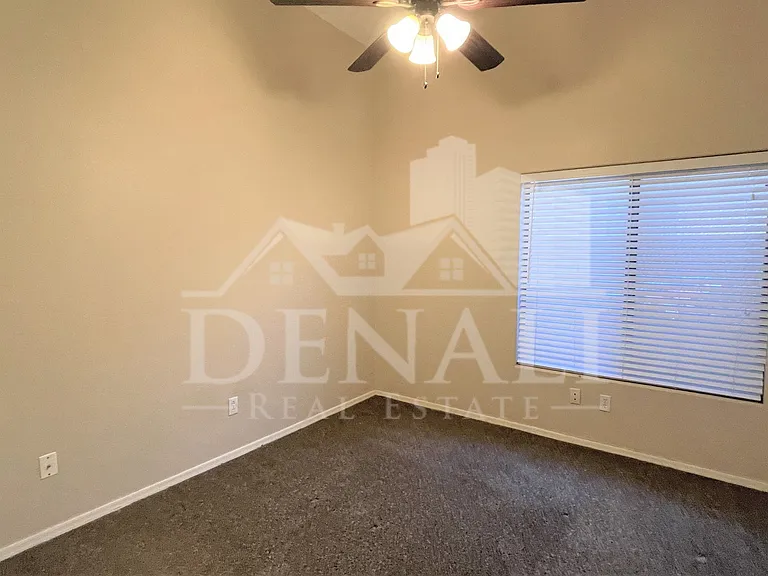 1121 S Western Skies Dr — Photo 18