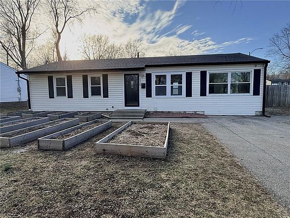 5th image of 1116 N Swope Dr