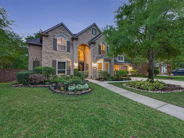 19214 Clear Sky Dr, Humble, TX 77346