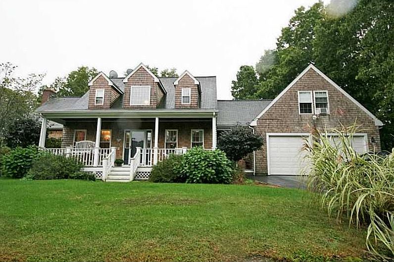 1st image of 260 Mulberry Dr