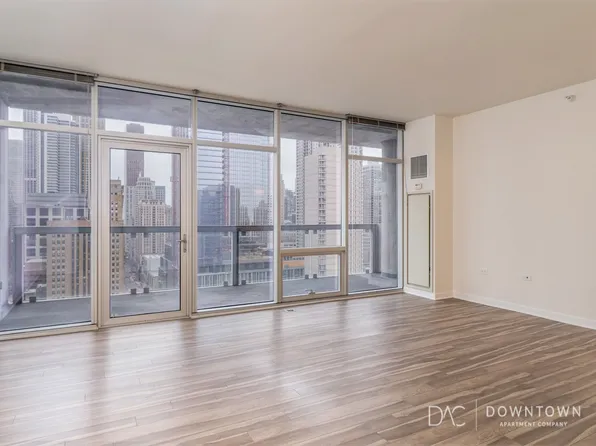 777 N La Salle Dr #2, Chicago, IL 60654