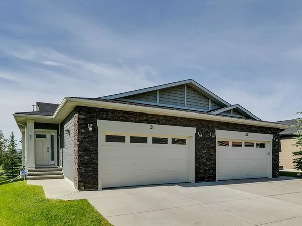 31 N Sierra Morena Mnr SW, Calgary, AB T3H 1S9