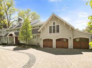 29 Hermit Ln, Westport, CT 06880