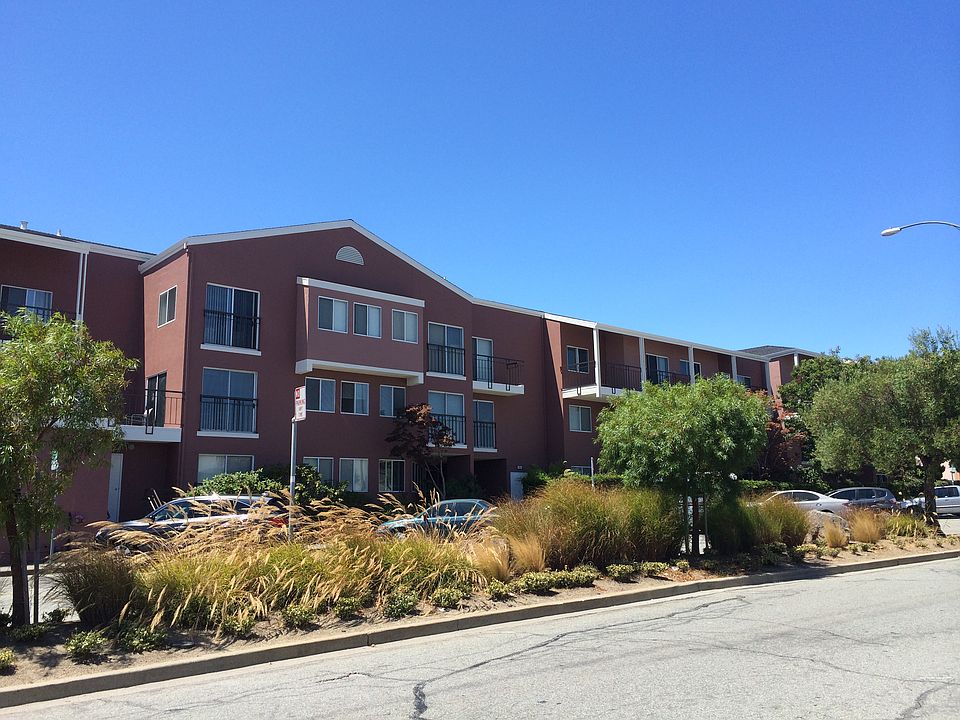 1051 Broadway, Millbrae