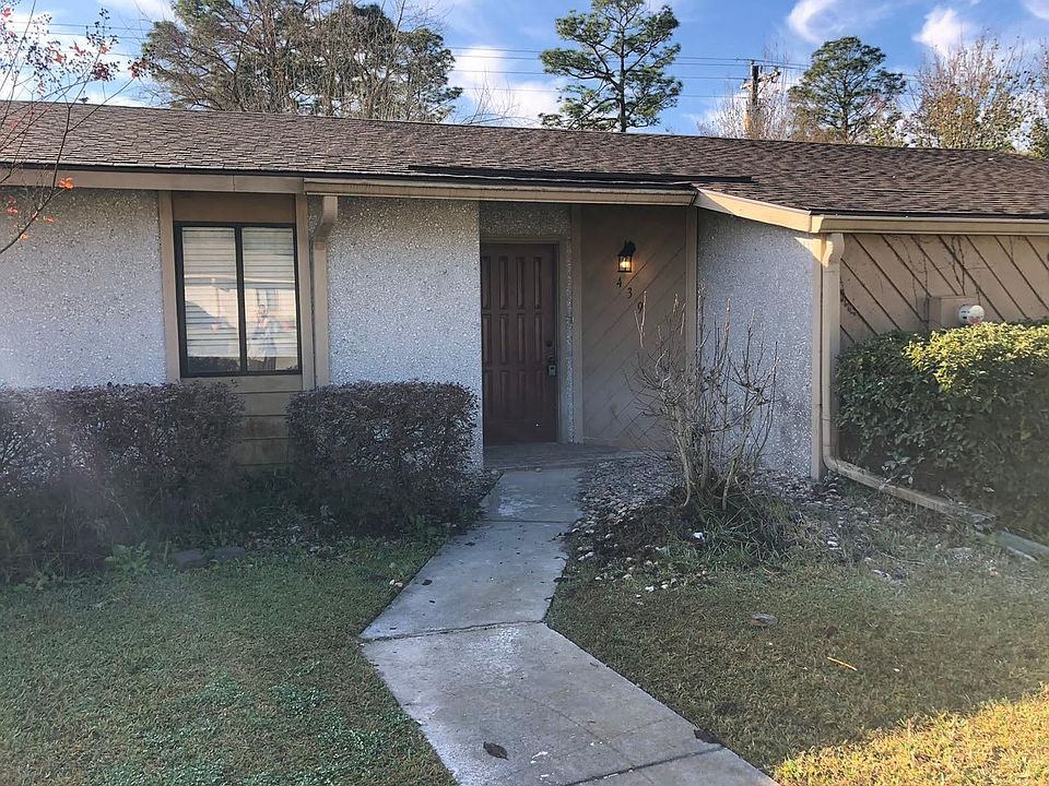 1st image of 439 Heritage Pl