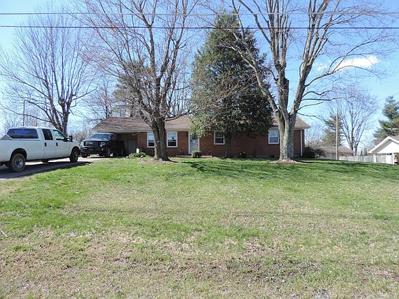2nd image of 105 S Boggess Ave