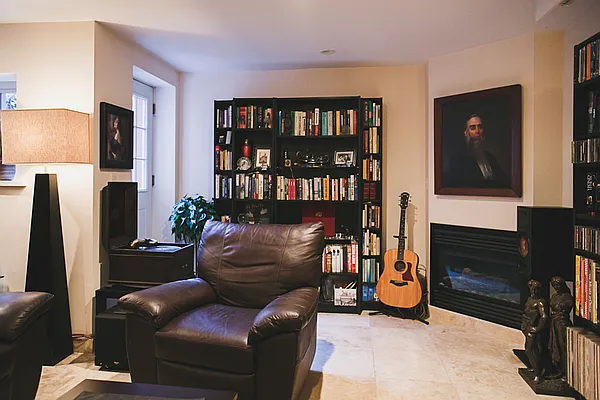 Sold by Belvedere Bridge Realty, LLC | media 27