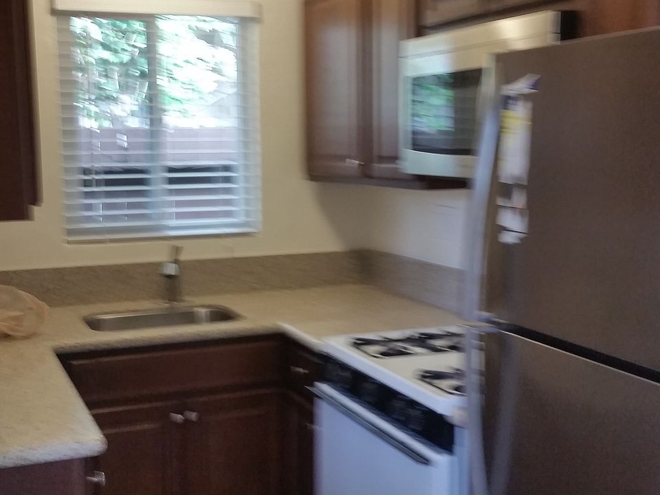 2nd image of 139 W 5th Ave #First
