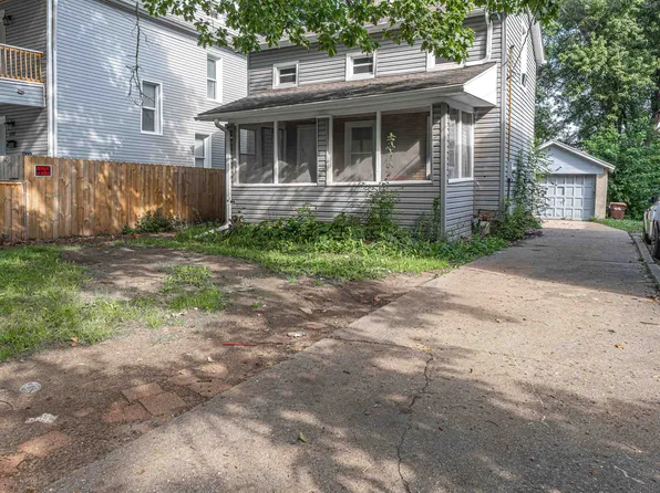 1208 Benton St, Rockford, IL 61107