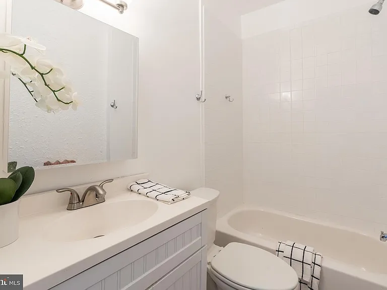 4317 River Rd NW #3 — Photo 7