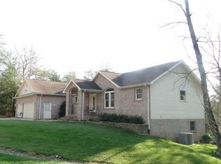 9 Stillhouse Pl, Monterey, TN 38574