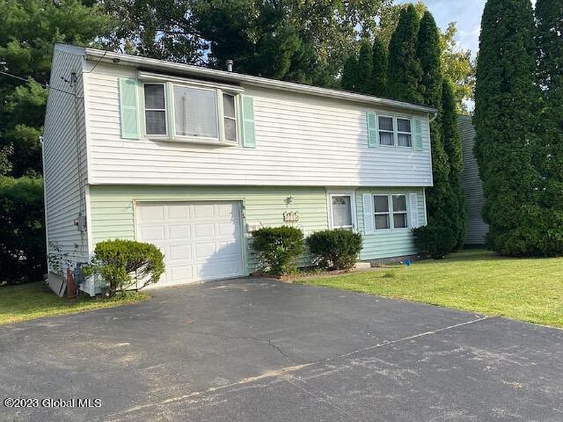2nd image of 13 Pawling Street