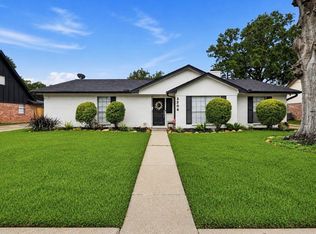 2204 S Fisher Ct, Pasadena, TX 77502