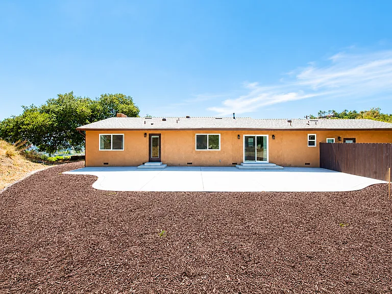 14131 & 14137 Tierra Bonita Rd — Photo 19