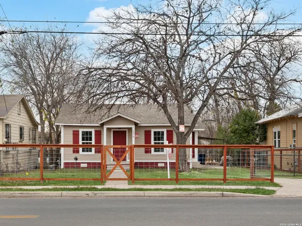 2619 E Houston, San Antonio, TX 78202