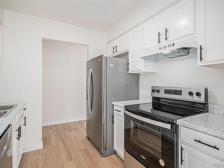16450 E 14th Pl #52 — Photo 3