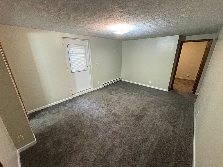 2274 Orchard — Photo 4