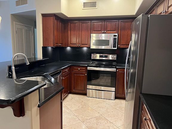 2nd image of 20660 N 40th St Unit 2019